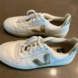 Veja Sneakers